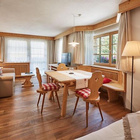 Residence Villa Al Sole Corvara In Badia Bagian luar foto